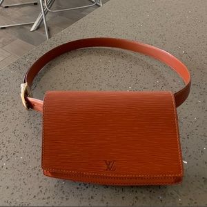 Louis Vuitton belt bag & belt